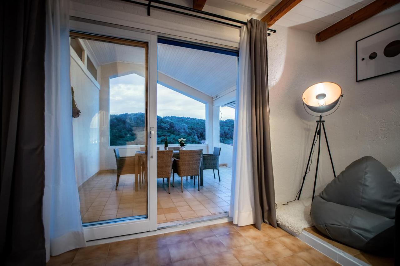 Beach Suite Nina Supetarska Draga Extérieur photo