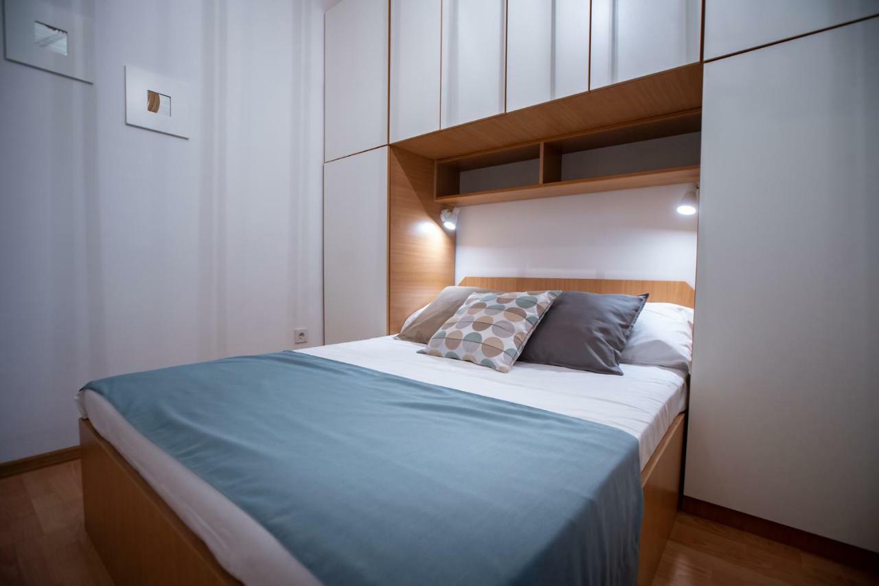 Beach Suite Nina Supetarska Draga Extérieur photo